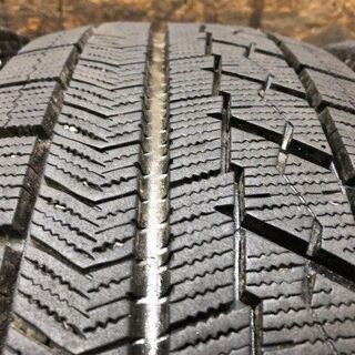 BS BLIZZAK VRX 205/70R15 15インチ スタッドレス 4本 2016年製 バリ溝 グランビア グランドハイエース キャミ等　(TH450) クレジットカード QR決済可能-Wa1227 洗濯機 A-stage WM01-50WT 2023