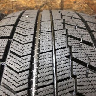 BS BLIZZAK VRX 225/55R17 17インチ スタッドレス 4本 バリ溝 エクストレイル スカイライン フーガ インプレッサXV等　(VTI389) クレジットカード QR決済可能