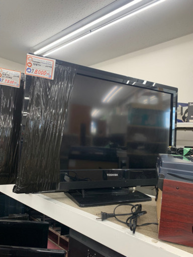 TOSHIBA  32型　テレビ　2010年
