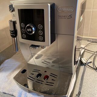 デロンギ(DeLonghi) コンパクト全自動エスプレッソマシン