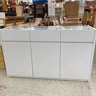 （商談中）白が映えるボードです！【愛品館 江戸川店】ガラストップ...