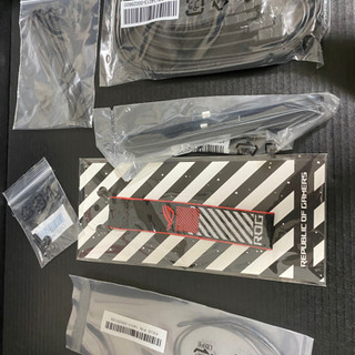 安いよ。ROG STRIX Z490-E 中古美品
