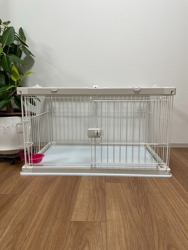 美品⭐︎小型犬用室内ケージ(未使用に近い)