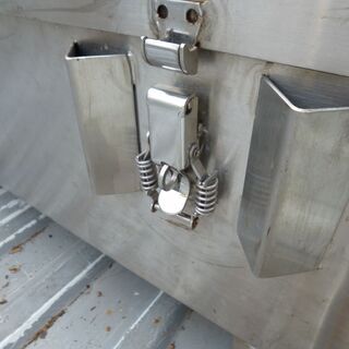 軽トラ 荷台 ステンレスボックス