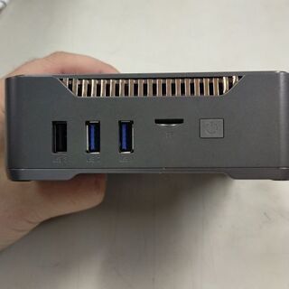 値段交渉喜んで！】SSD搭載 デスクトップパソコン 小さめなので省