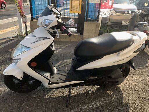 実動 シグナスX 125 SR-2 SE44J中期 シート、フロントウインカークリア