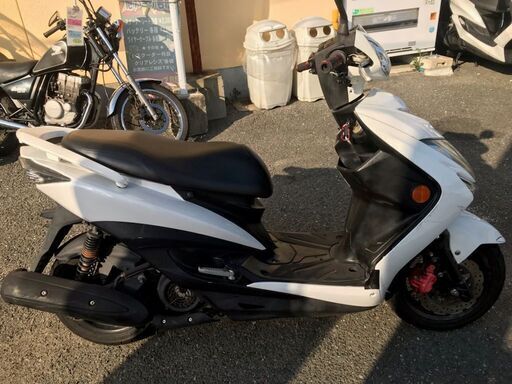 実動　シグナスX 125　SR-2　SE44J中期　シート、フロントウインカークリア新品 実動 シグナスX 125 SR-2 SE44J中期 シート、フロントウインカークリア新品