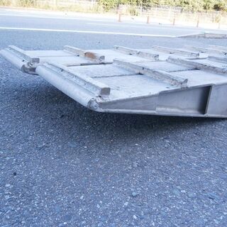 ☆中古品 東海アルコック製 TL-2205CNR アルミブリッジ 5トン 重機 農機 積載 2200ｘ280ｘ145ｍｍ☆ ☆中古品 東海アルコック製 TL-2205CNR アルミブリッジ 5トン 重機