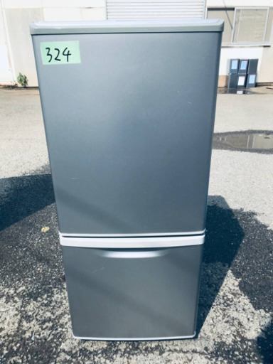 324番 Panasonic✨ノンフロン冷凍冷蔵庫✨NR-B143W-S‼️