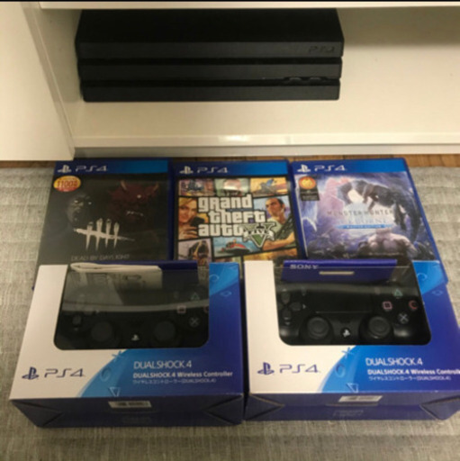 PlayStation4 pro 1TB  箱無し カセット三本付 激安