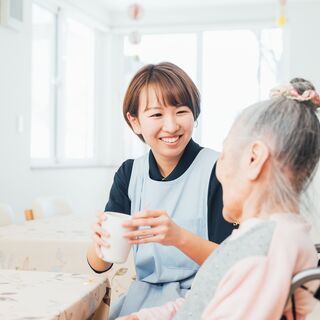 夜勤専従介護スタッフ募集中!　正社員※月回数問いません。