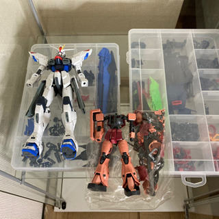 ガンプラ組み立て済みまとめ売りHGRGMGニューガンダムサザビー