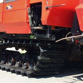 SOLD OUT】ヤンマ コンバイン 4条刈 GC451 51馬力 自動水平 グレン