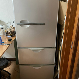 [7/31(土)午前限定で配達可] 大型冷蔵庫  SANYO S...