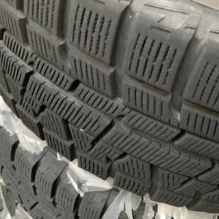 【今月中取引できる方大歓迎！】【冬タイヤ】ホイール付き　4本セット