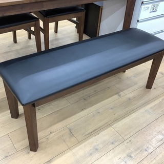 シックカラーなフジシのダイニングセットのご紹介です！