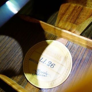 【苫小牧バナナ】YAMAHA/ヤマハ アコースティックギター オリジナルジャンボボディ LL26 状態良好 ハードケース付き♪