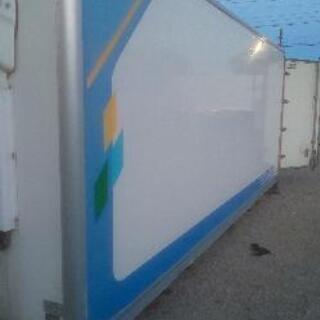 匝瑳市八日市場】No.B-14 保冷コンテナ 床めくれあり 長さ約600cm×幅