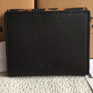 新品！COACH コーチ 二つ折り財布 シグネチャーキャンバス レオパード 豹柄