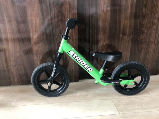 ストライダー スポーツモデル (STRIDER Sport) 12インチ 本体 グリーン 日本正規品