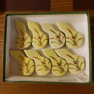 黄色蘭ひょうたん箸置き　８個