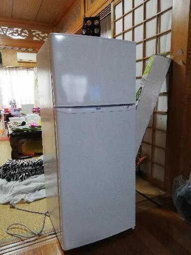冷蔵庫　１３０L　１０日間のみ使用です。