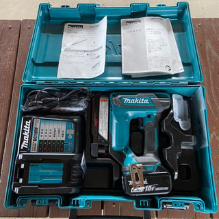 マキタ充電式ピンタッカ【中古】