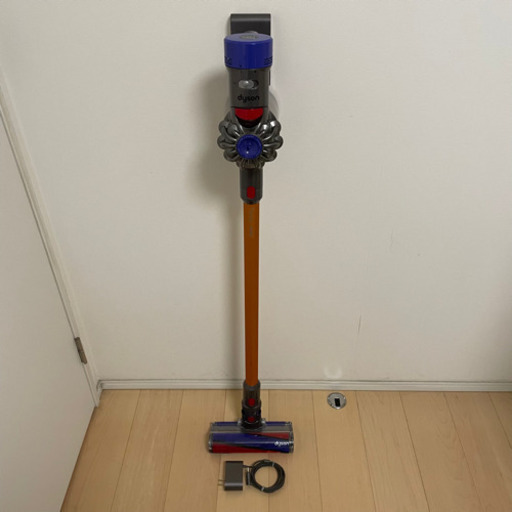 dyson/ダイソン V8 fluffy 美品‼️