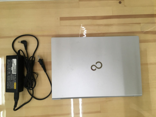 リサイクルPC ノートパソコン FUJITSU LIFEBOOK UH75/J