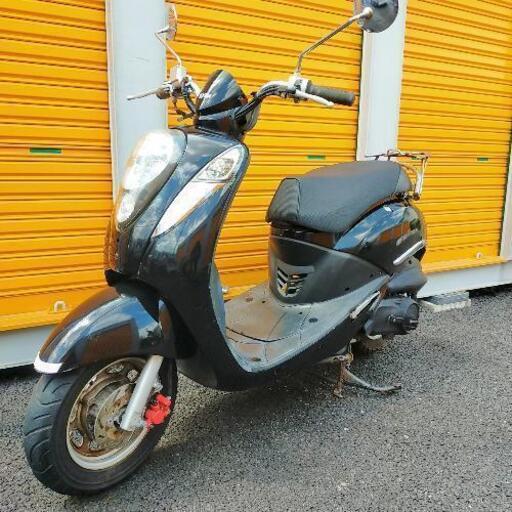 706.2016年モデル　UMI100 バッテリー新品　千葉県柏市　即日配送、自走引き取りも可能