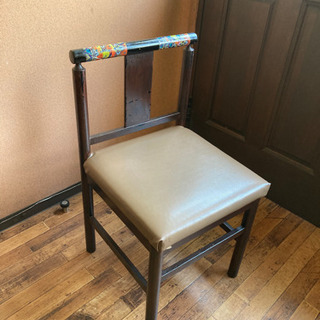 飲食店用の椅子