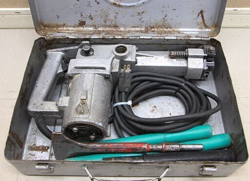 makita マキタ 電動ハンマ 8500N コンクリートハンマ (D3999ayxY)