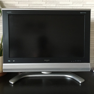 32インチ　AQUOS液晶テレビ