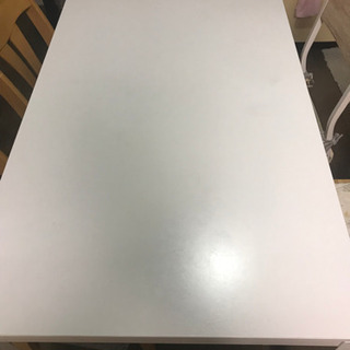 ダイニングテーブル　75✖️125センチ　白