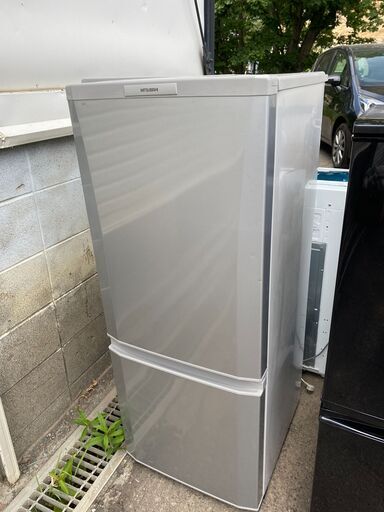 冷蔵庫 三菱MR-P15W-S形 グレー www.mataangin.co.id