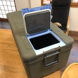 大型　クーラーボックス　DIYモスグリーン