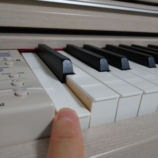 電子ピアノ　YAMAHA　クラビノーバ　型番CLP－645WA