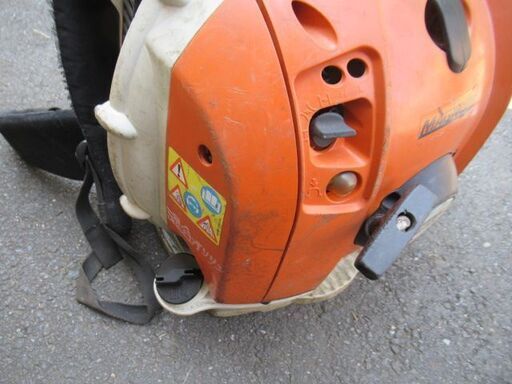 配送可 背負式ブロワー エンジン式 スチール STIHL BR600【寄楽屋 