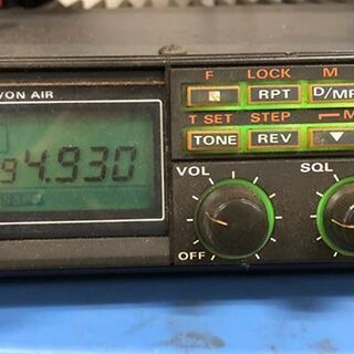 ヤエス　YAESU　FT-2311 FM トランシーバー アマチュア無線 1.2GH  1200MHz ｋ 10Ｗ機 中古品 無線機 (J992kwxY)