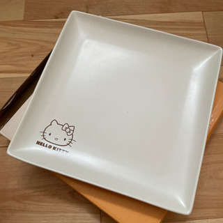 ハローキティ 皿 (ローソン景品)