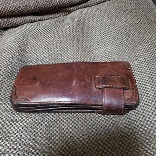 札幌で革細工ハンドメイド財布について