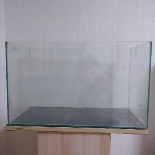 エーハイム ガラス水槽 60cm Kenji0923 北大路の家具の中古あげます 譲ります ジモティーで不用品の処分