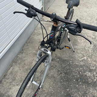 【決まりました】GIOS クロスバイク　CELE 室内保管　24段変速