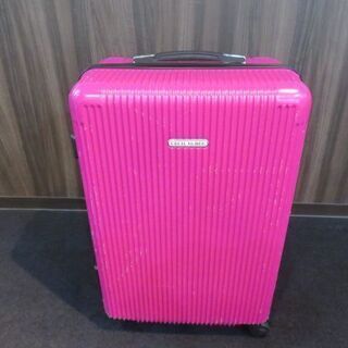 セシルマクビーのピンク色のスーツケースをお安くお譲りいたします♪