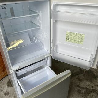 M0209　シャープ　冷蔵庫　137L　2015年 M0209 シャープ 冷蔵庫 137L 2015年