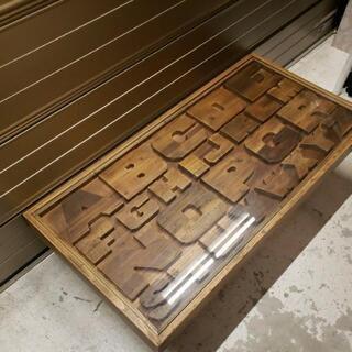 ABCテーブル　CRASH GATE ABC センターテーブル – CRASH GATE公式通販サイト