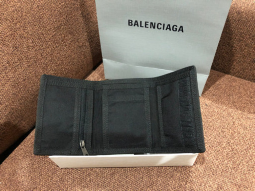 バレンシアガ財布新品未使用