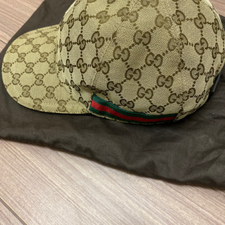 【ネット決済】GUCCIのベースボールキャップ