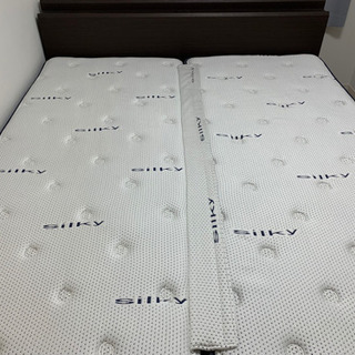 高級クイーンサイズベッド