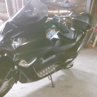 ビッグスクーター250ccフォルツァ06です